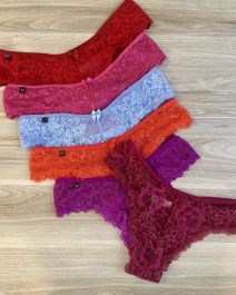 TANGA DE RENDA COM VIES