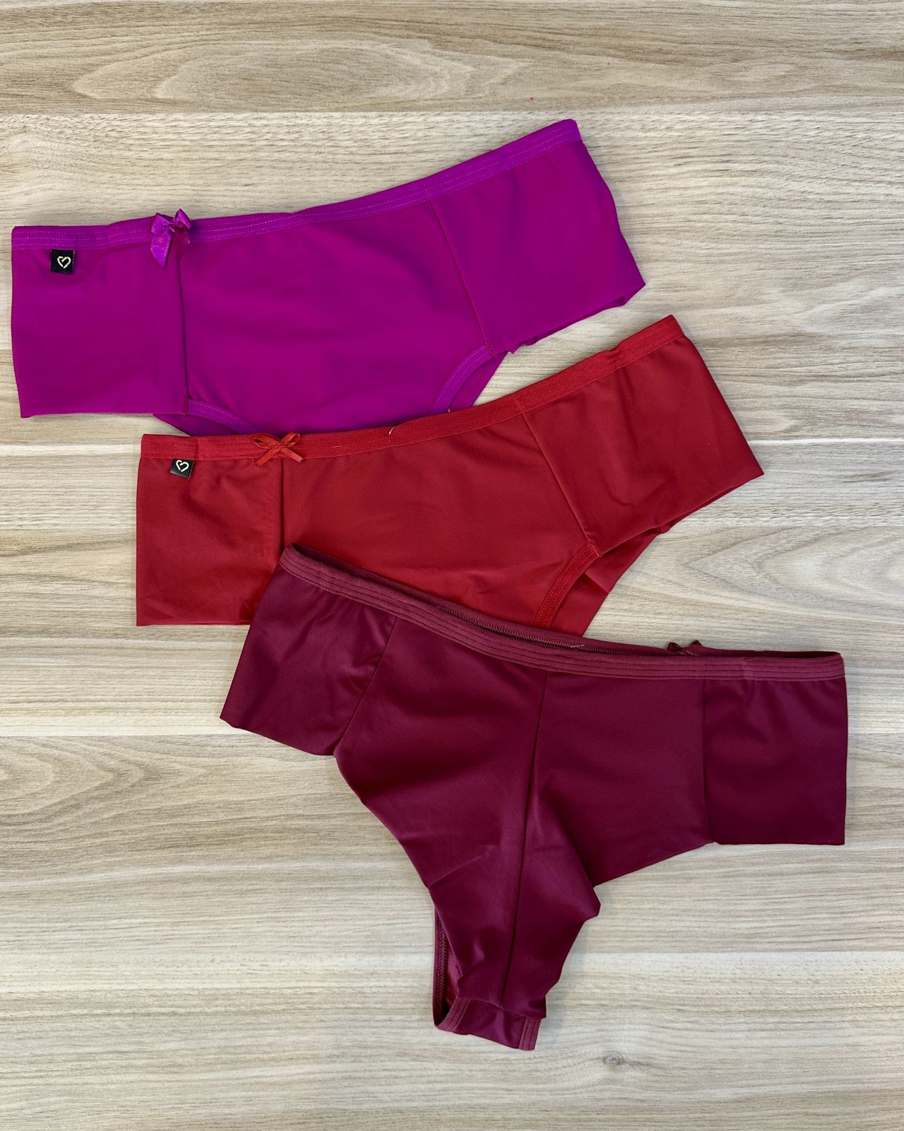 TANGONA FIO DENTAL DE TACTEL DUPLA COSTA EMBUTIDA